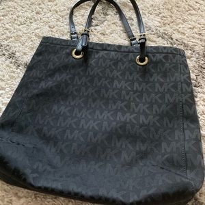 Michael Kors tote